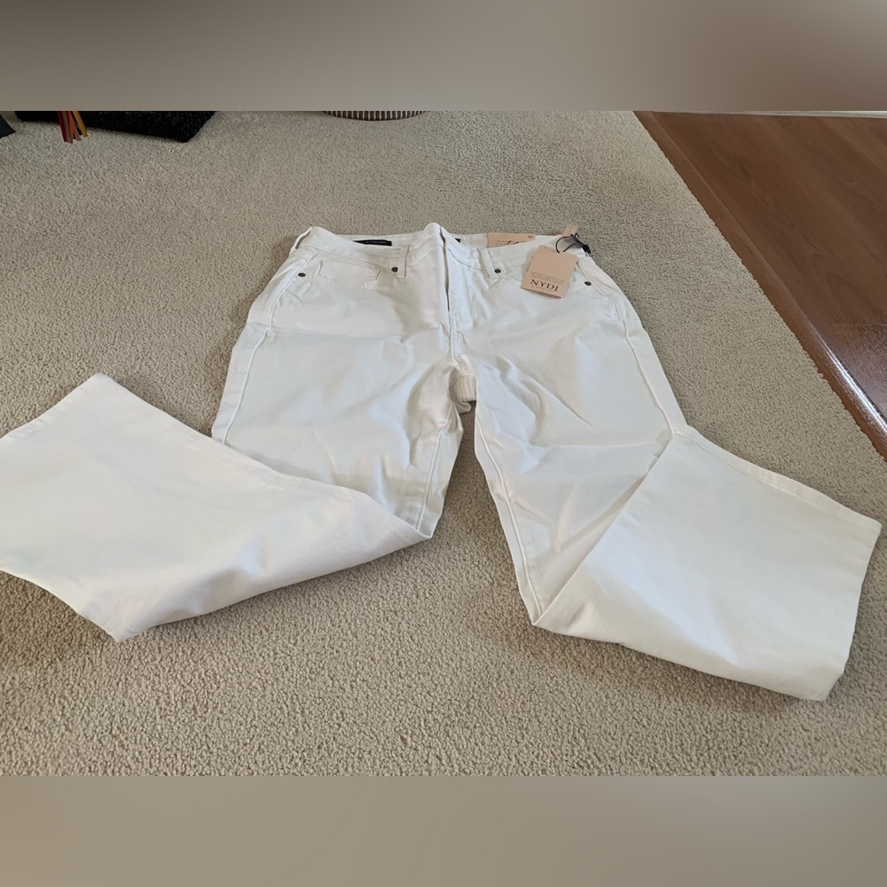 NWT NYDJ Marilyn crop jeans